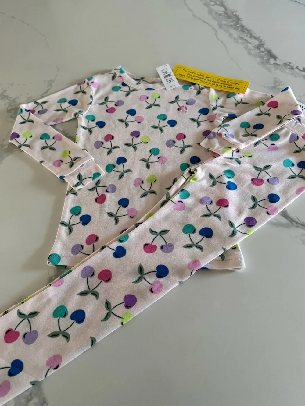 GAP Girls’ Light Pink Cherry Pajamas Size 5
